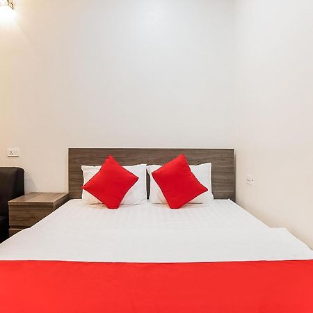 Hotel Khach San Giao Thong Hanoi Zewnętrze zdjęcie