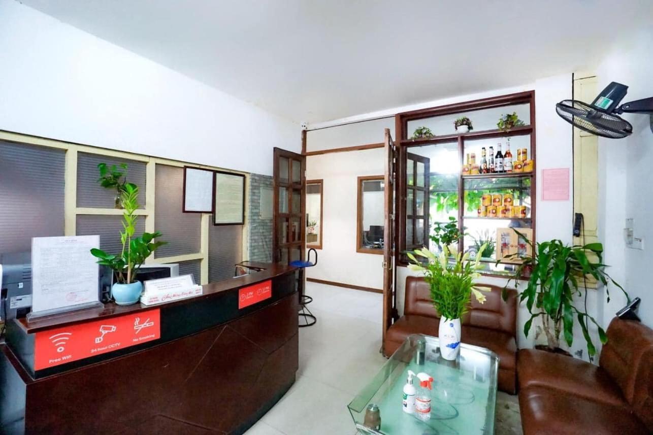 Hotel Khach San Giao Thong Hanoi Zewnętrze zdjęcie