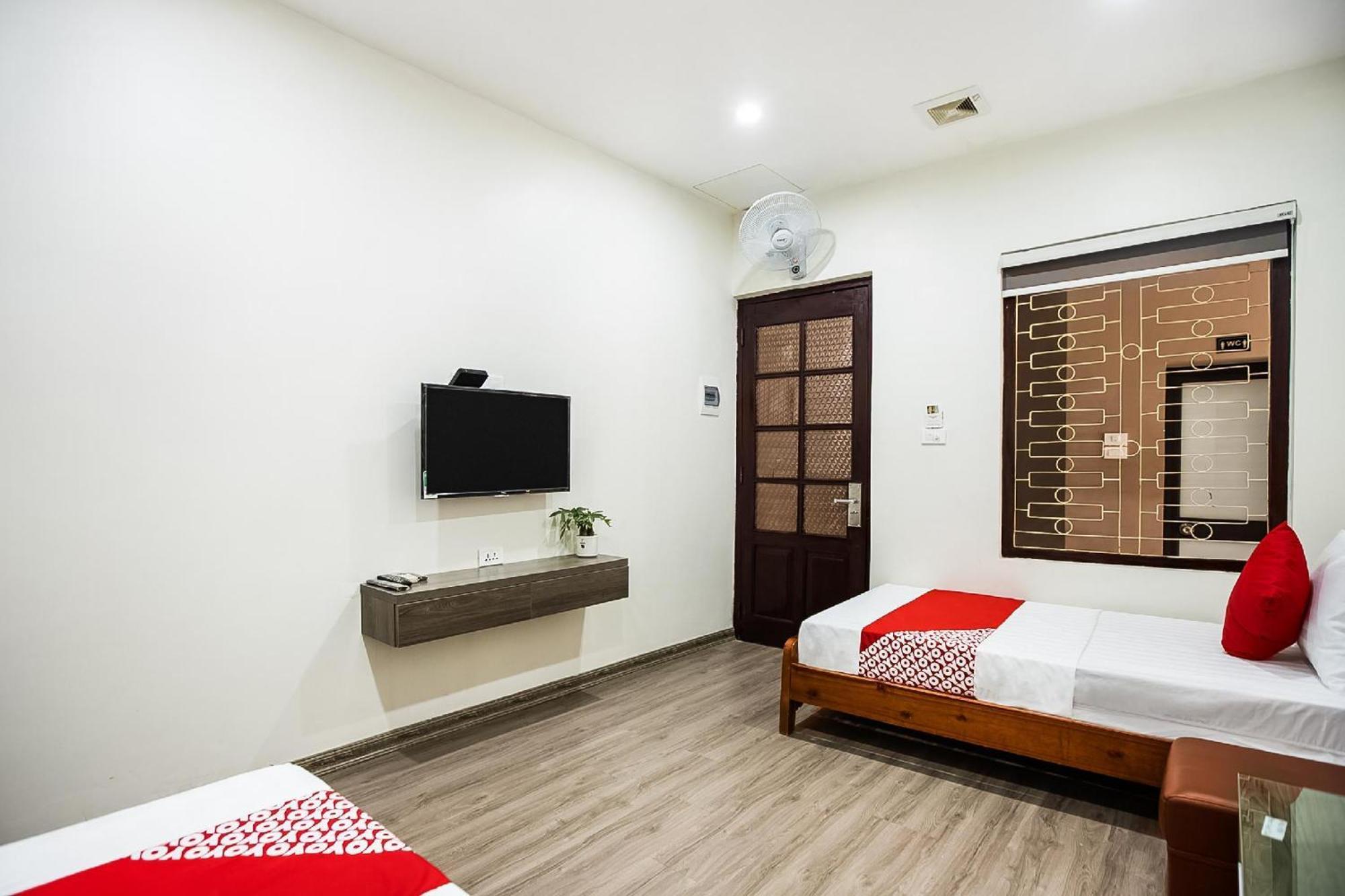Hotel Khach San Giao Thong Hanoi Zewnętrze zdjęcie
